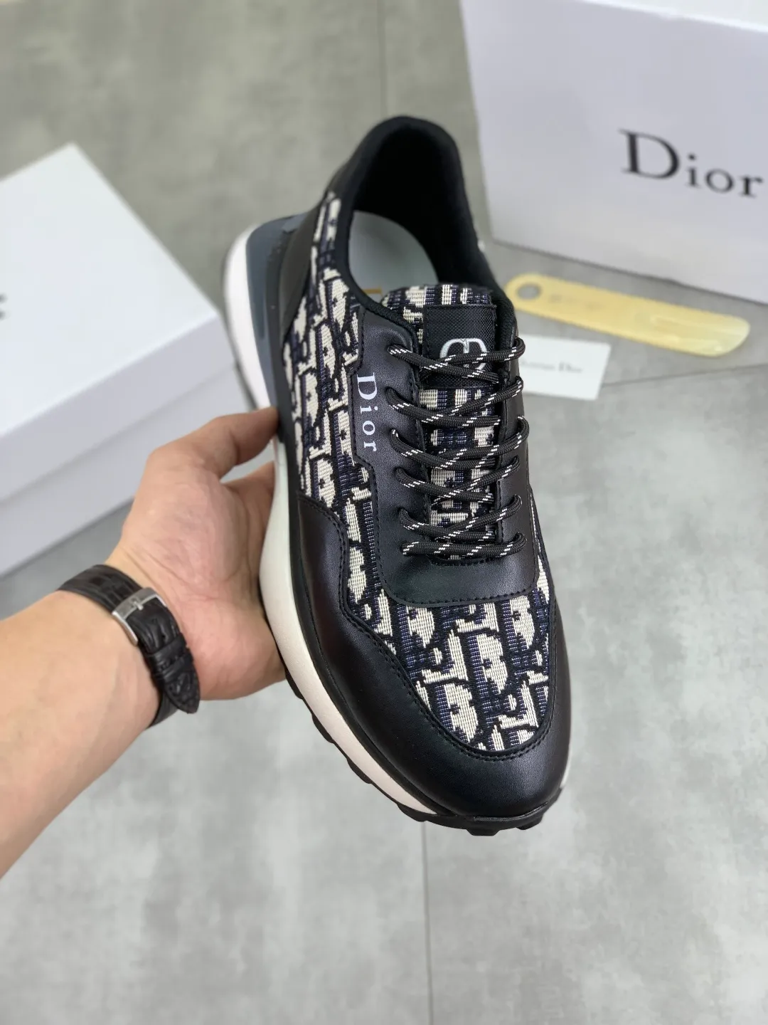 Men's Men's Shoes💰P440💰[New Style]🆘[Dior] 2025 Dior Original Lace-up Low-top Men's Shoes Classic casual shoes 🔥This model is the official classic model, with high quality and made by famous original designers. It is made of high-quality cowhide with original materials➕Comfortable and breathable mesh lining➕Pigskin insole. The perfect last shape and generous and fashionable design have attracted many consumers. Suitable for drivers to drive🚗. What you want is the highest quality in the market. Color: 3️⃣Color code number: 38--44 (45 customized)